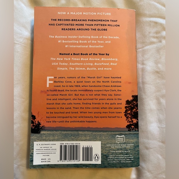 Where The Crawdads Sing Paperback - Picture 1 of 2